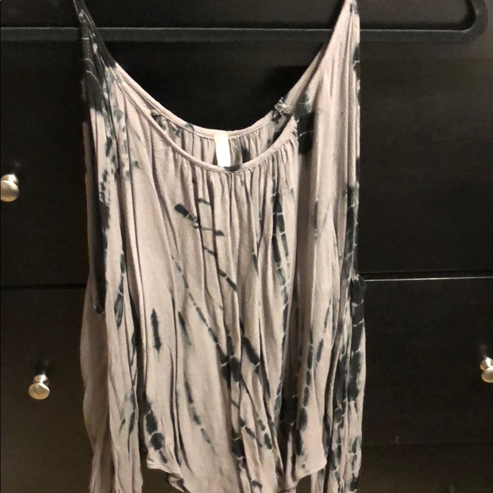 Black and grey long sleeve cut out shoulder top